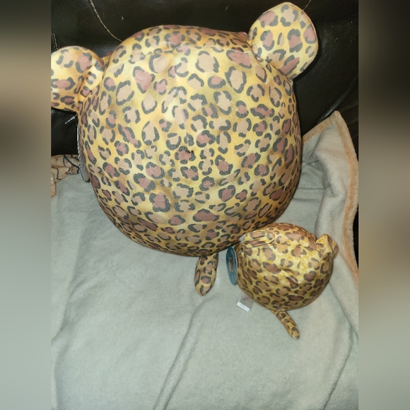 Squishmallows Cherie The Saber Tooth Tiger. LOT OF 2 16" & 8". Brand New W/ Tags - Picture 4 of 7